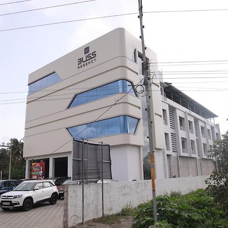 Bliss Regency Business Hotel 팔라카드 외부 사진