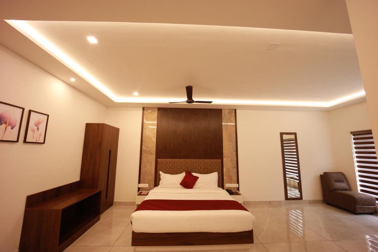Bliss Regency Business Hotel 팔라카드 외부 사진